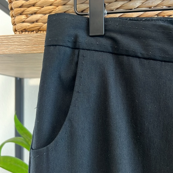 Express Vintage Editor Flare Mid-Rise Woven Dress Pant Trouser, 9/ 10 - Picture 5 of 10